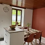 Holiday home Maison De Charme Avec En Montagne Bourbonnaise - Fr-1-489-534