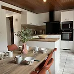 Maison De Charme Avec En Montagne Bourbonnaise - Fr-1-489-534 *